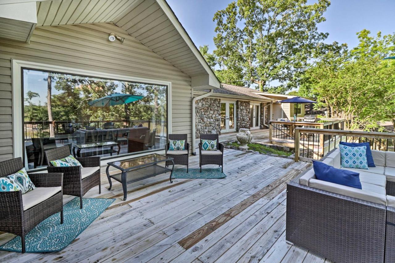 Luxury Hot Springs Oasis On Lake With Private Dock! Exteriör bild